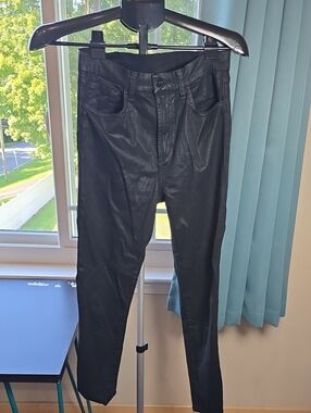 Joe's Jeans Black Sparkel The Charlie. Size 28